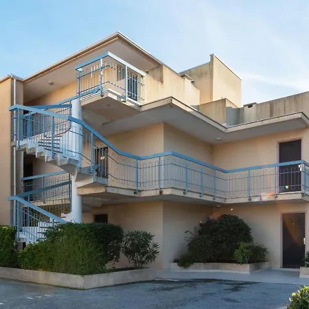 Le Palazzo Del Mar-12 By Interhome 아파트